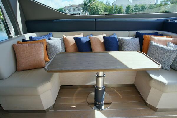 56ft Uniesse Yacht For Sale