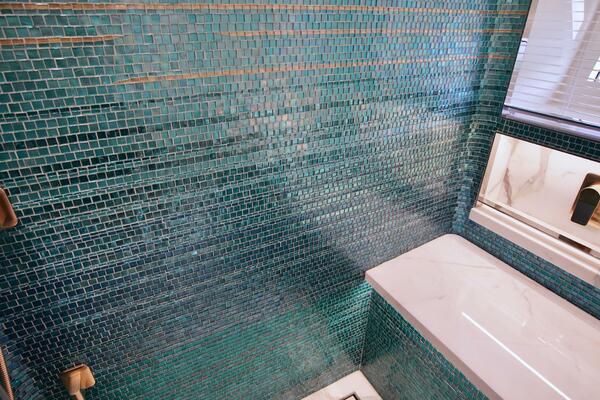 56ft Uniesse Yacht For Sale