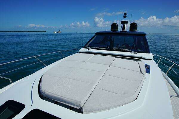 Uniesse HTC5P Yacht For Sale