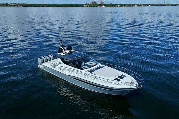 Uniesse HTC5P Yacht For Sale