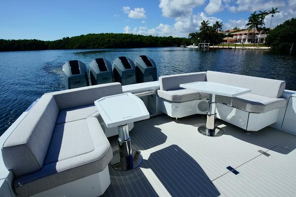 56ft Uniesse Yacht For Sale