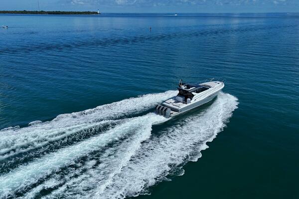 56ft Uniesse Yacht For Sale