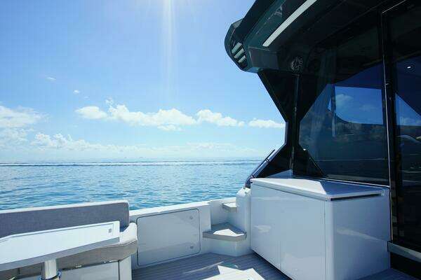 Uniesse HTC5P Yacht For Sale