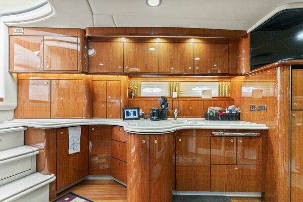 Sea Ray 510 Sundancer Yacht For Sale