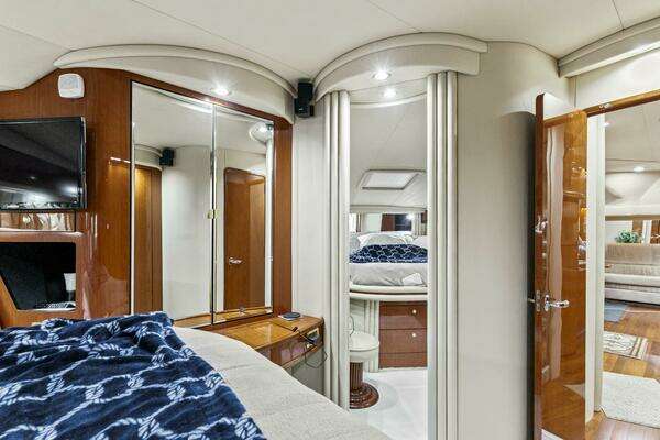 Sea Ray 510 Sundancer Yacht For Sale