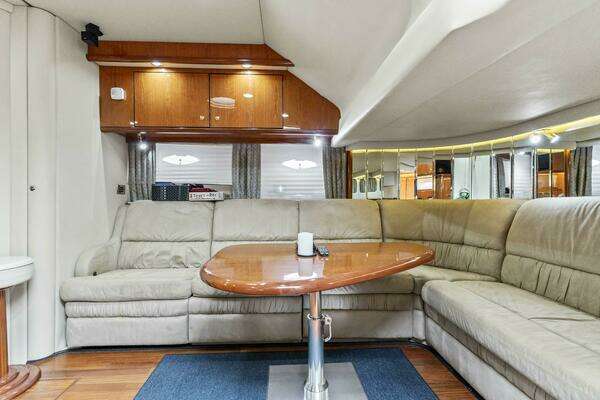 Sea Ray 510 Sundancer Yacht For Sale