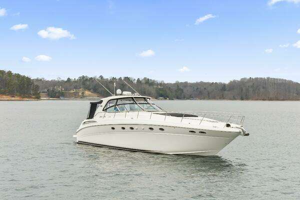 Photo of the 2001 Sea Ray 510 Sundancer "My Addiction"