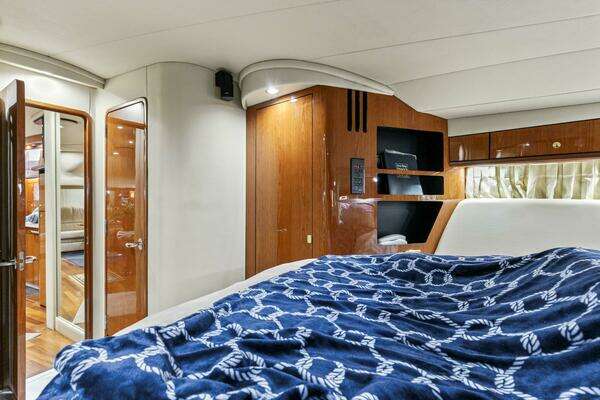 Sea Ray 510 Sundancer Yacht For Sale