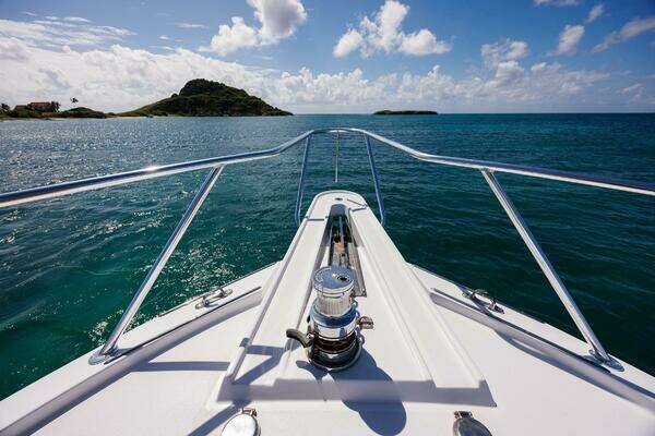 Hatteras 50 Convertible Yacht For Sale