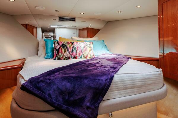 50ft Hatteras Yacht For Sale