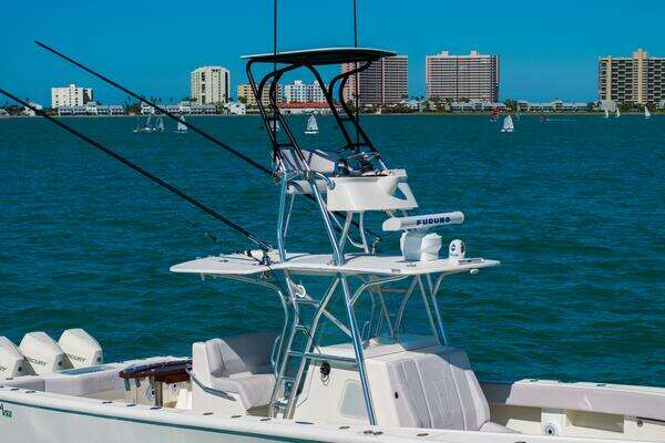 SeaVee 390B Yacht For Sale