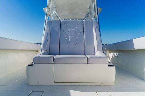 SeaVee 390B Yacht For Sale