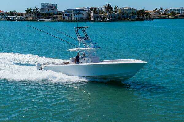 SeaVee 390B Yacht For Sale