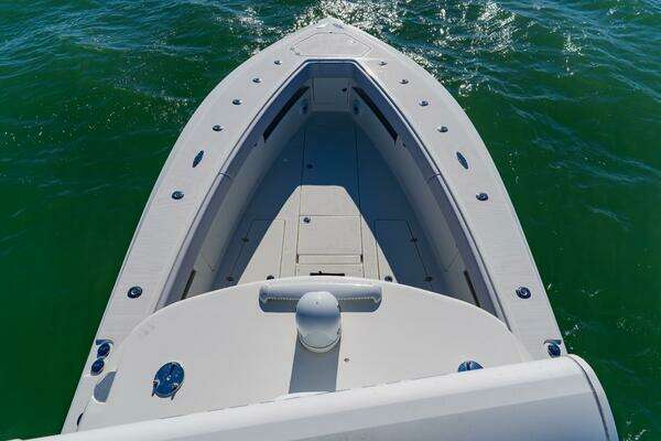 SeaVee 390B Yacht For Sale