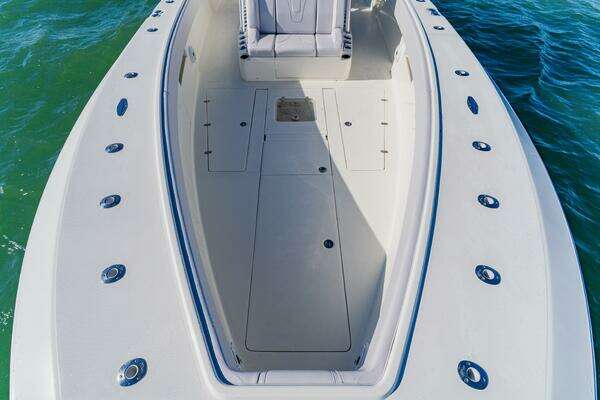 SeaVee 390B Yacht For Sale