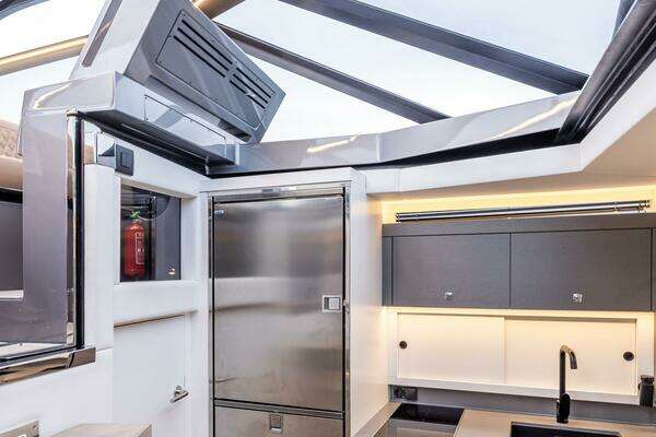 Steeler B50 AQUAZEN Yacht For Sale