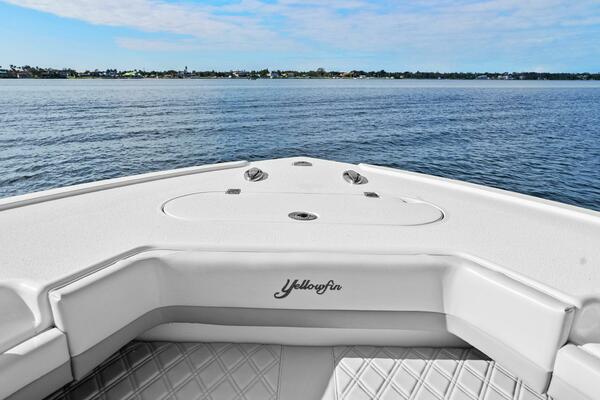 39ft Yellowfin Yacht For Sale