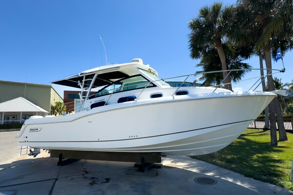 PEARL 31ft Boston Whaler Yacht For Sale
