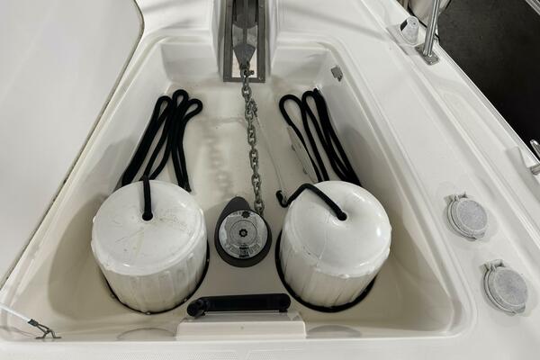 42ft Cruisers Yachts Yacht For Sale