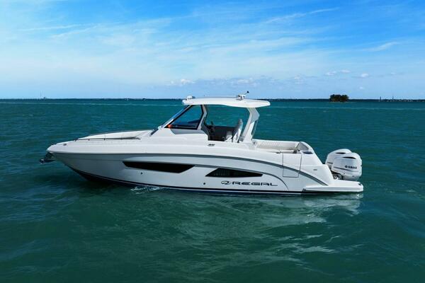 Reel Blessed 33ft Regal Yacht For Sale