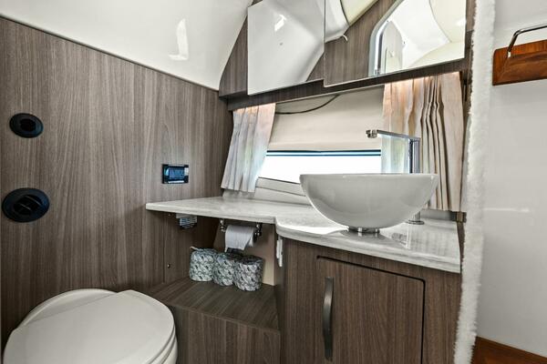 Reel Blessed 33ft Regal Yacht For Sale