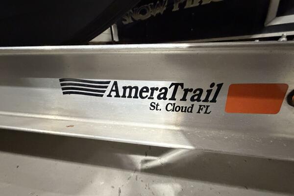 23ft Everglades Yacht For Sale