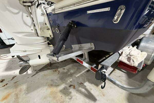 Photo of the 2016 Everglades 230 Center Console