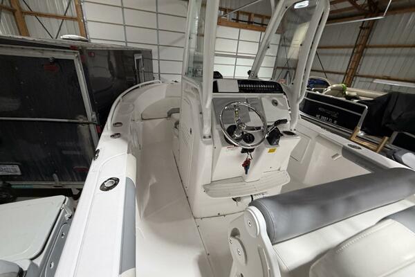 23ft Everglades Yacht For Sale