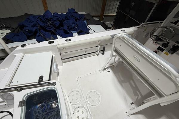 23ft Everglades Yacht For Sale