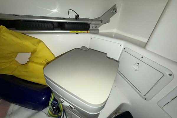 23ft Everglades Yacht For Sale