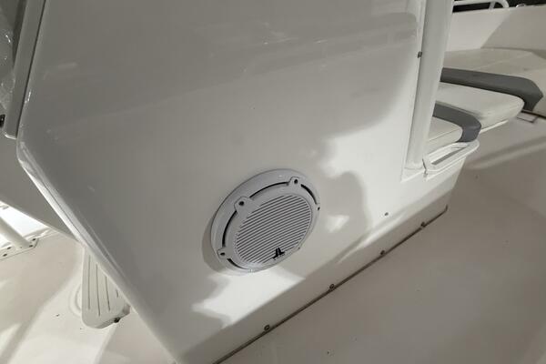 23ft Everglades Yacht For Sale