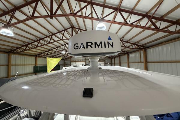 23ft Everglades Yacht For Sale