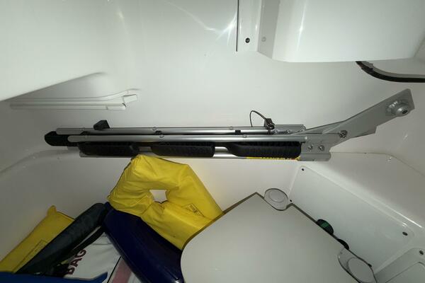 23ft Everglades Yacht For Sale