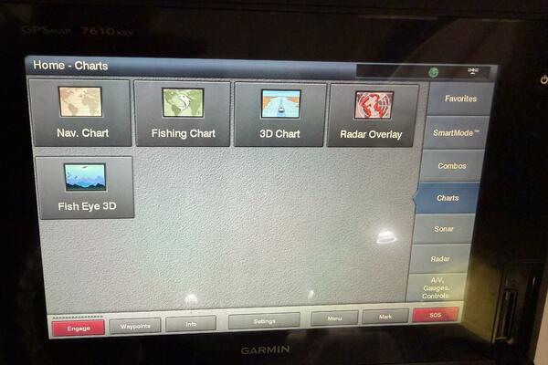 23ft Everglades Yacht For Sale