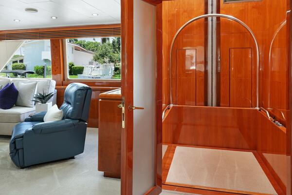 MILES AWEIGH 81ft Hargrave Yacht For Sale