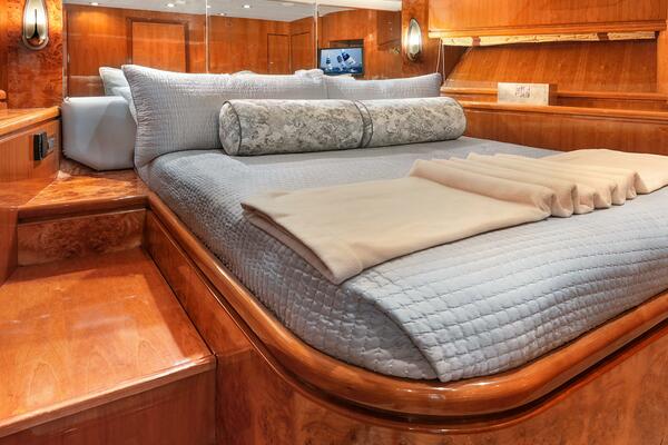 MILES AWEIGH 81ft Hargrave Yacht For Sale