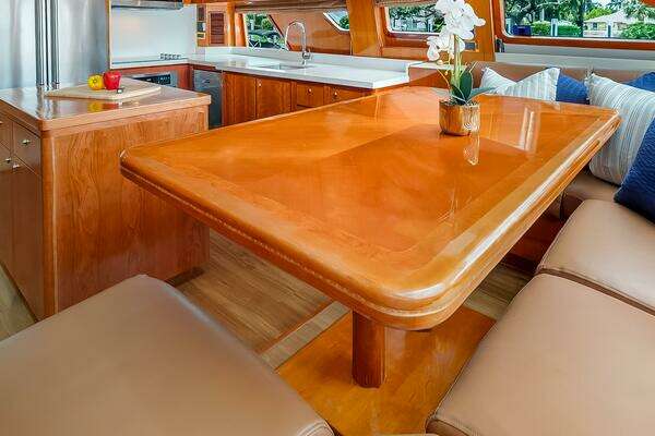 Hargrave Sky Lounge Yacht For Sale