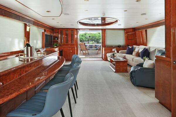 Hargrave Sky Lounge Yacht For Sale