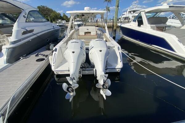 Dolce 28ft Pursuit Yacht For Sale