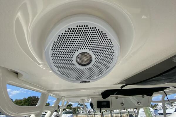 Dolce 28ft Pursuit Yacht For Sale