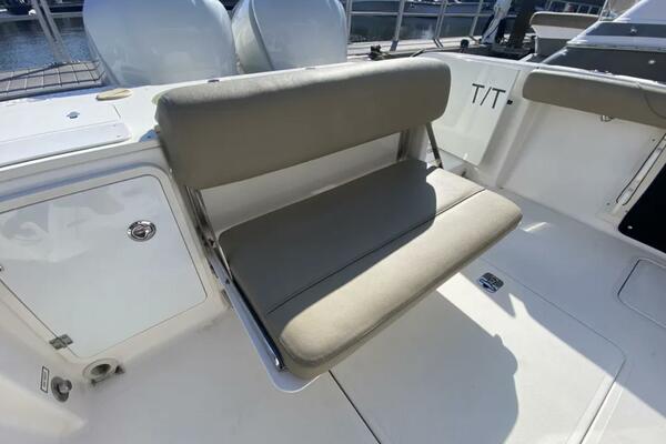 Dolce 28ft Pursuit Yacht For Sale