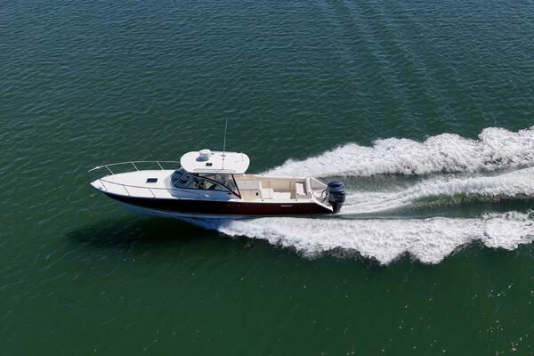 34ft Pursuit Yacht For Sale
