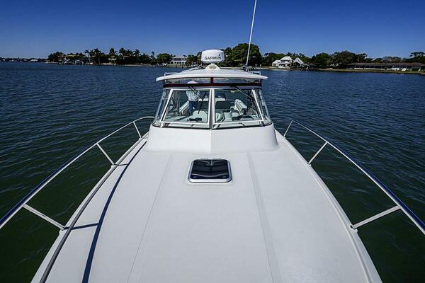 34ft Pursuit Yacht For Sale