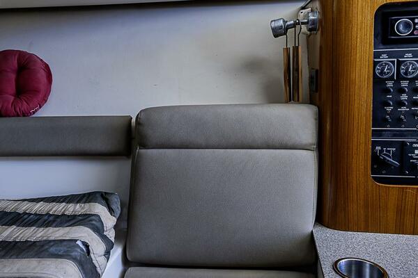 34ft Pursuit Yacht For Sale