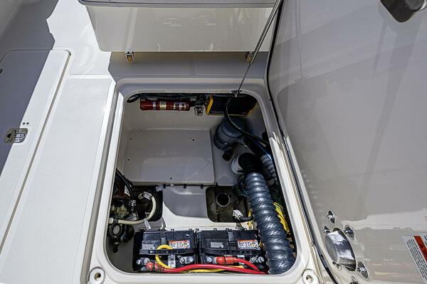 34ft Pursuit Yacht For Sale