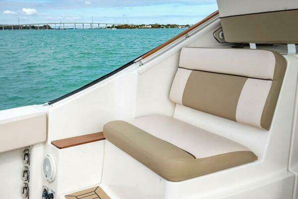 Tiara Yachts 36 Coronet Yacht For Sale