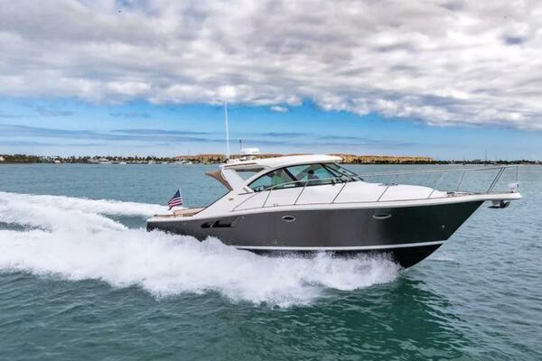 2013 Tiara Yachts 36 Coronet
