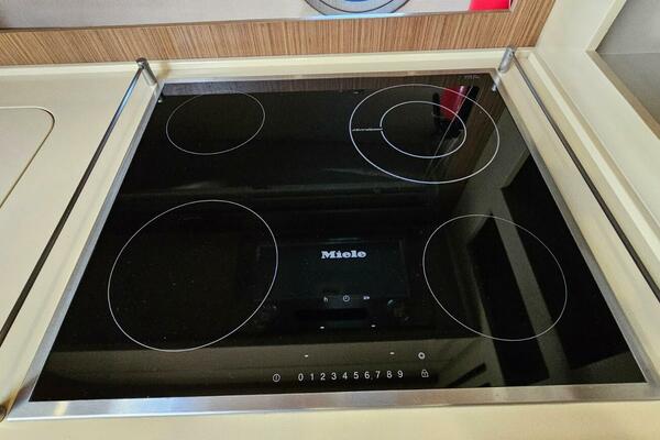 50ft Azimut Yacht For Sale