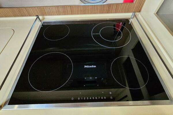 Azimut Atlantis 50 Yacht For Sale