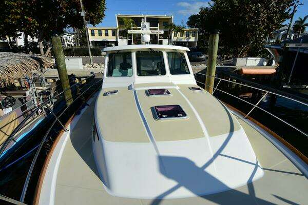 Sabre Salon Express Yacht For Sale